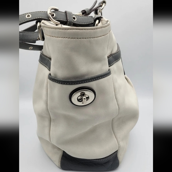 Coach Soho Pleated Gallery Lg Tote - Picture 4 of 7